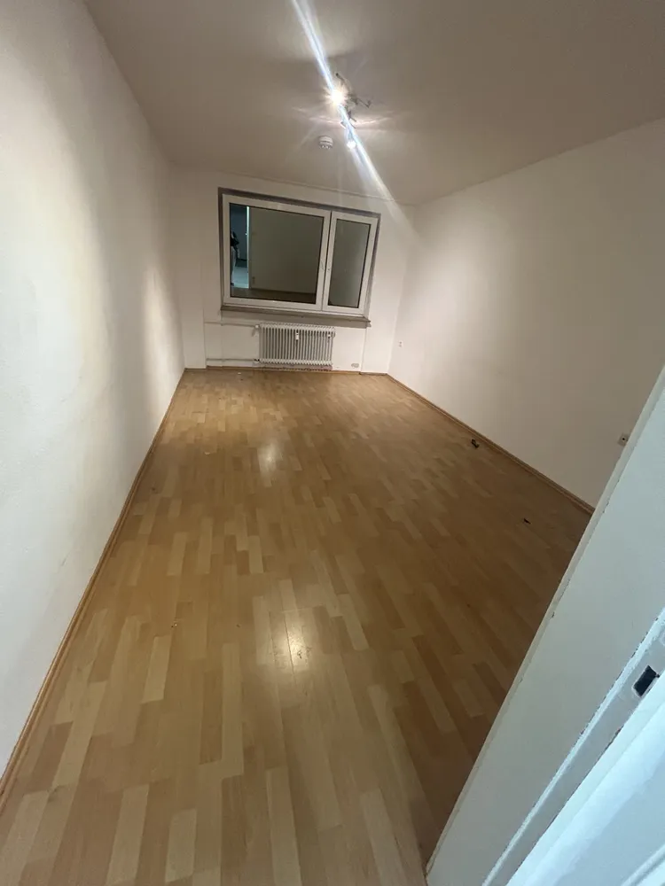 1 room apartment with 27 m² in Stuttgart – Photo 10