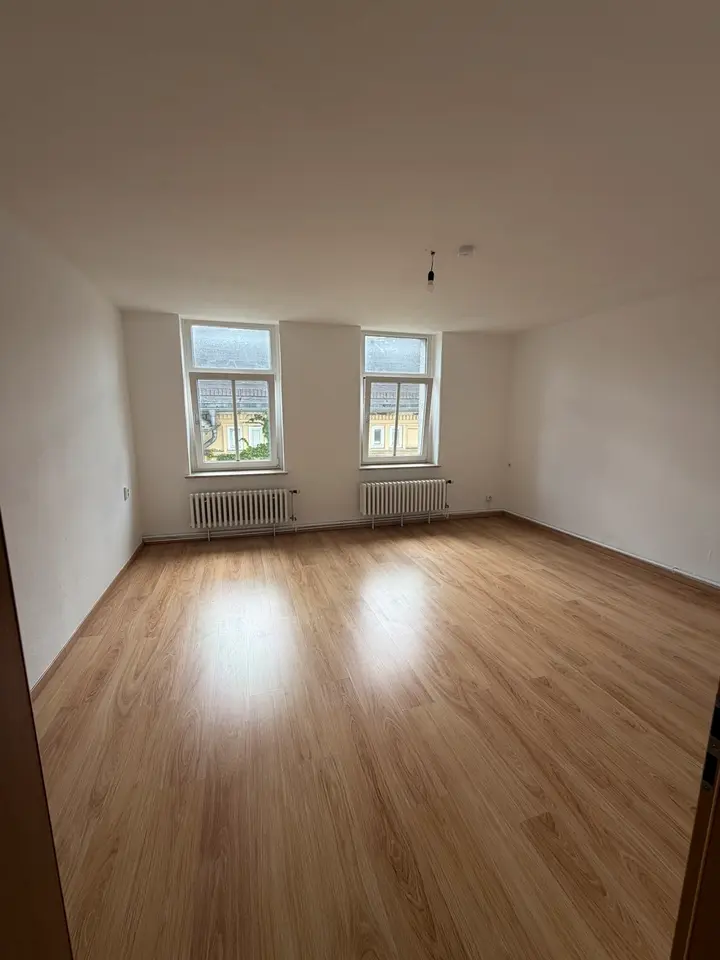 4 Zimmer Wohnung mit 130 m² in Halle (Saale) – Bild 3