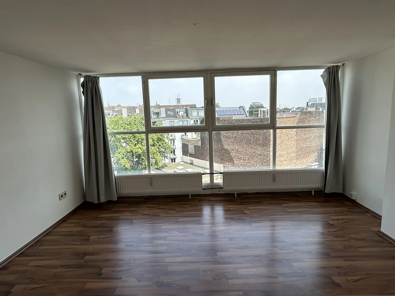 2 Zimmer Wohnung mit 67 m² in Köln – Bild 4