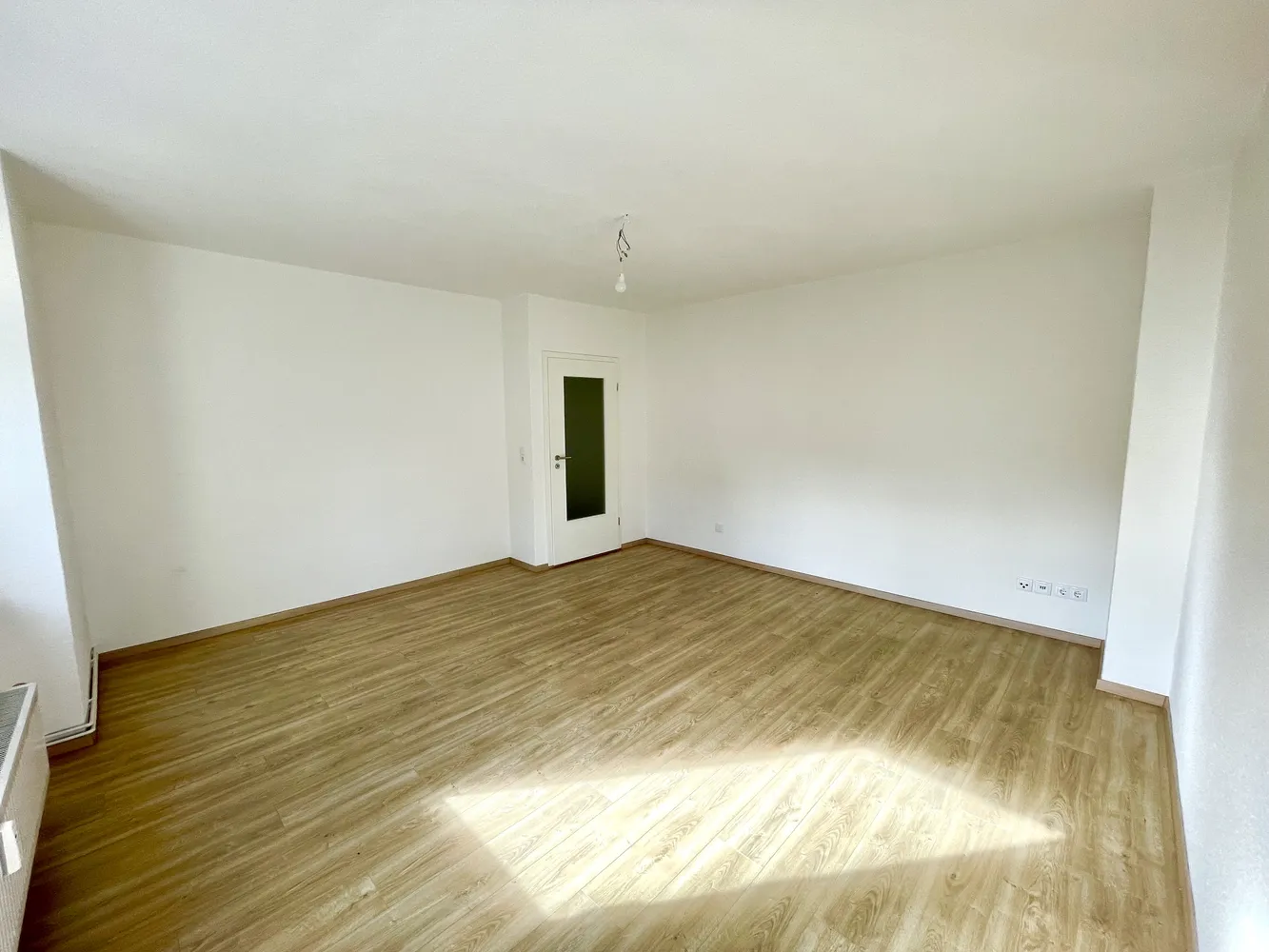 1 Zimmer Wohnung mit 38 m² in Bitterfeld-Wolfen – Bild 1