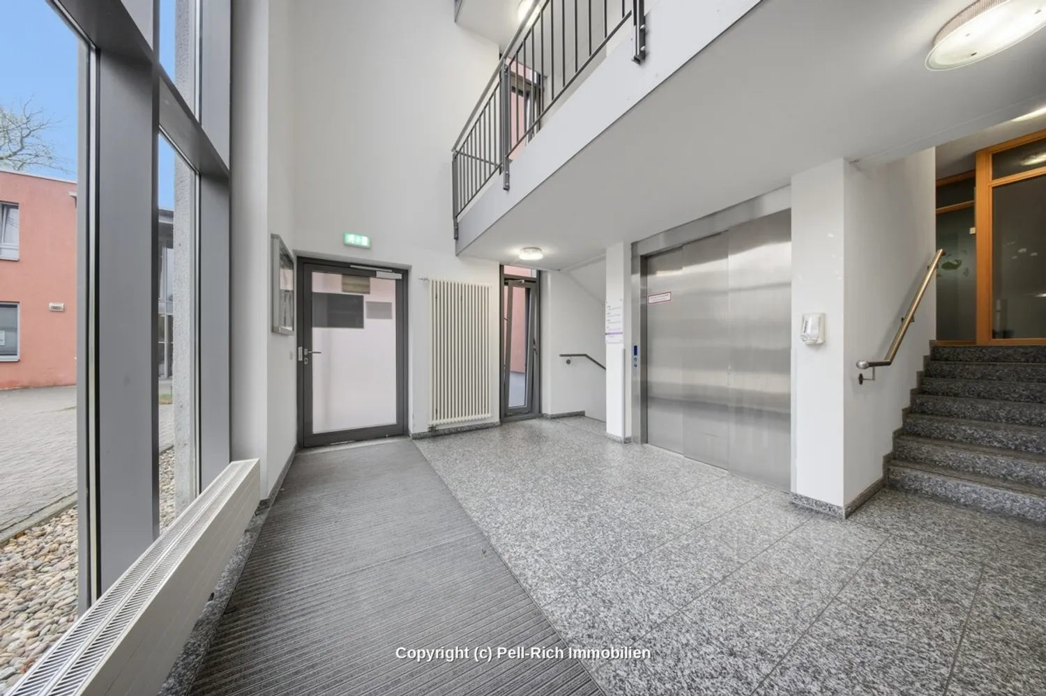 2 Zimmer Wohnung mit 63 m² in Karlsruhe – Bild 2