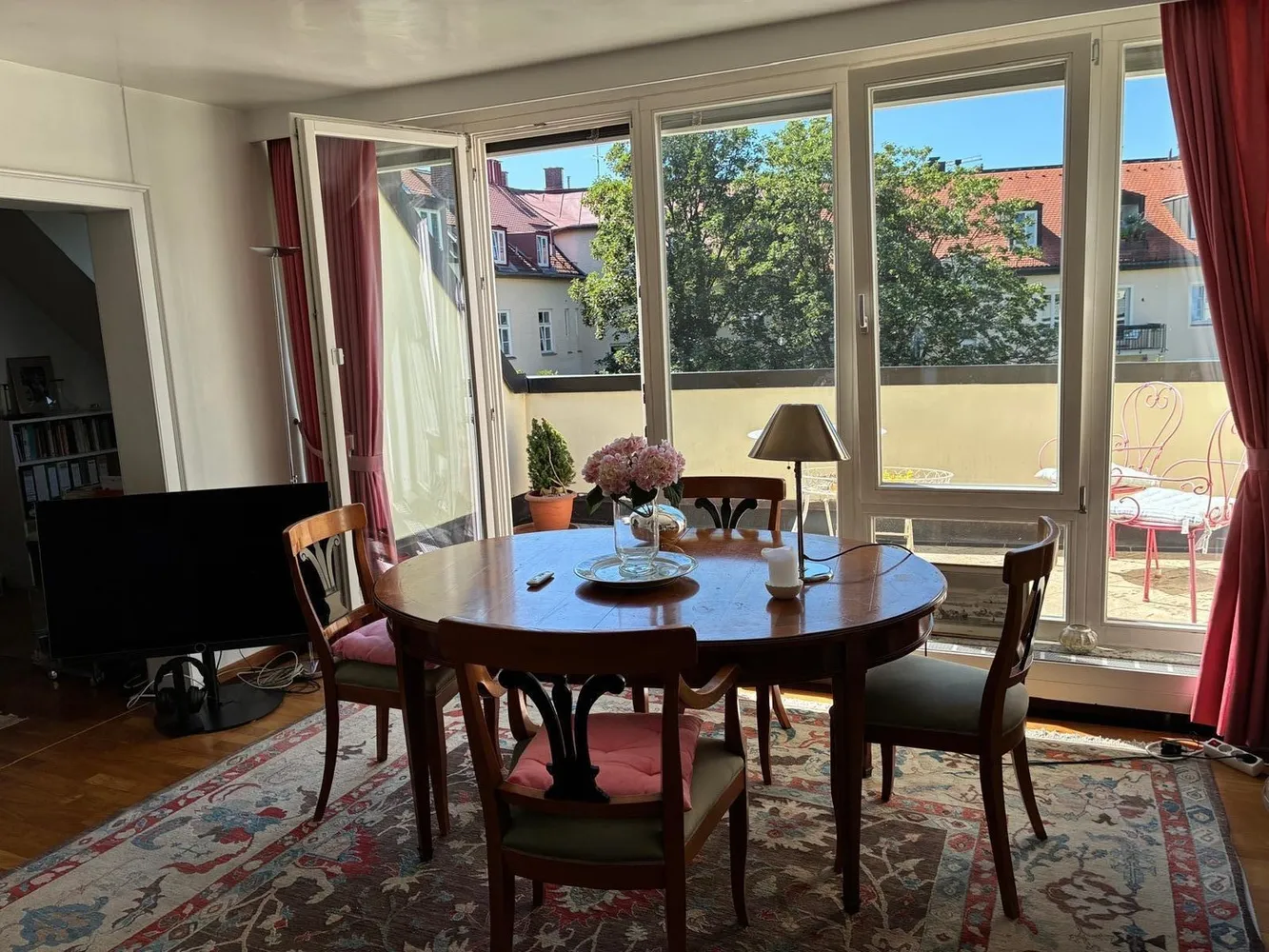 3 room apartment with 80 m² in Munich – Photo 4
