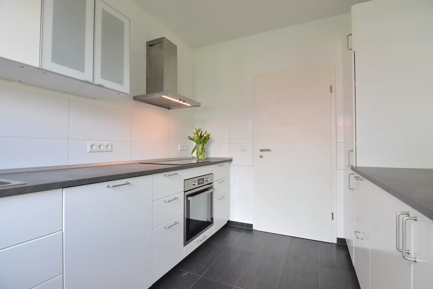 4 Zimmer Wohnung mit 90 m² in Düsseldorf – Bild 6