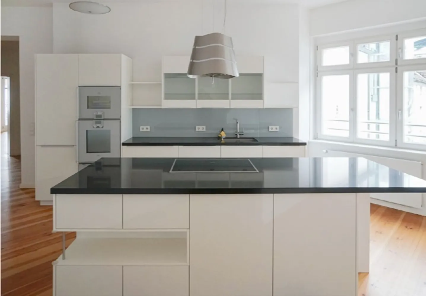 4 Zimmer Wohnung mit 134 m² in Berlin – Bild 2