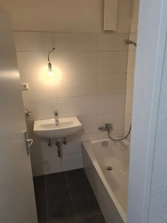 3 Zimmer Wohnung mit 77 m² in Düsseldorf – Bild 9
