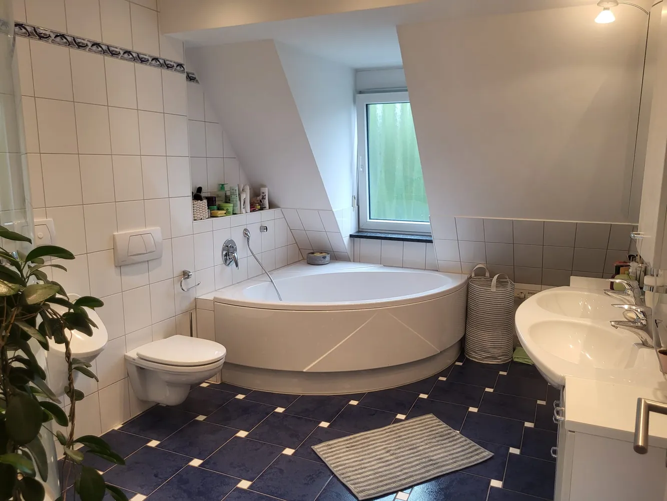 2 Zimmer Wohnung mit 110 m² in Nürnberg – Bild 4