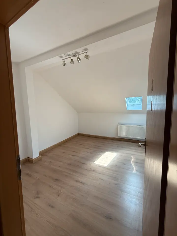 2 Zimmer Wohnung mit 50 m² in Hof – Bild 1