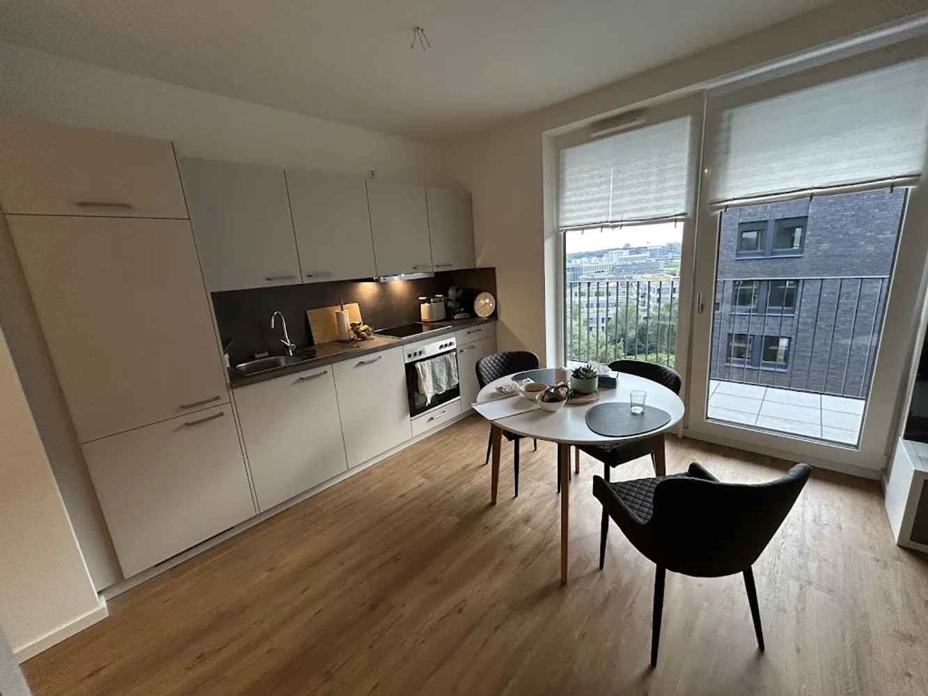 1 room apartment with 38 m² in Hamburg – Photo 5