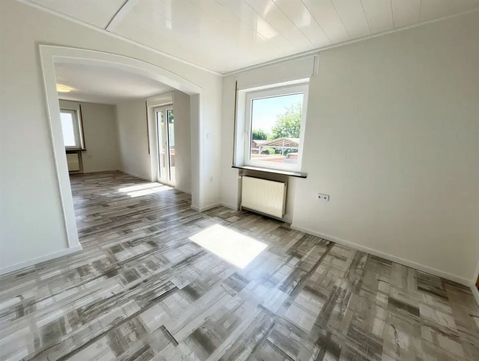 3 Zimmer Wohnung mit 85 m² in Sonneberg – Bild 2
