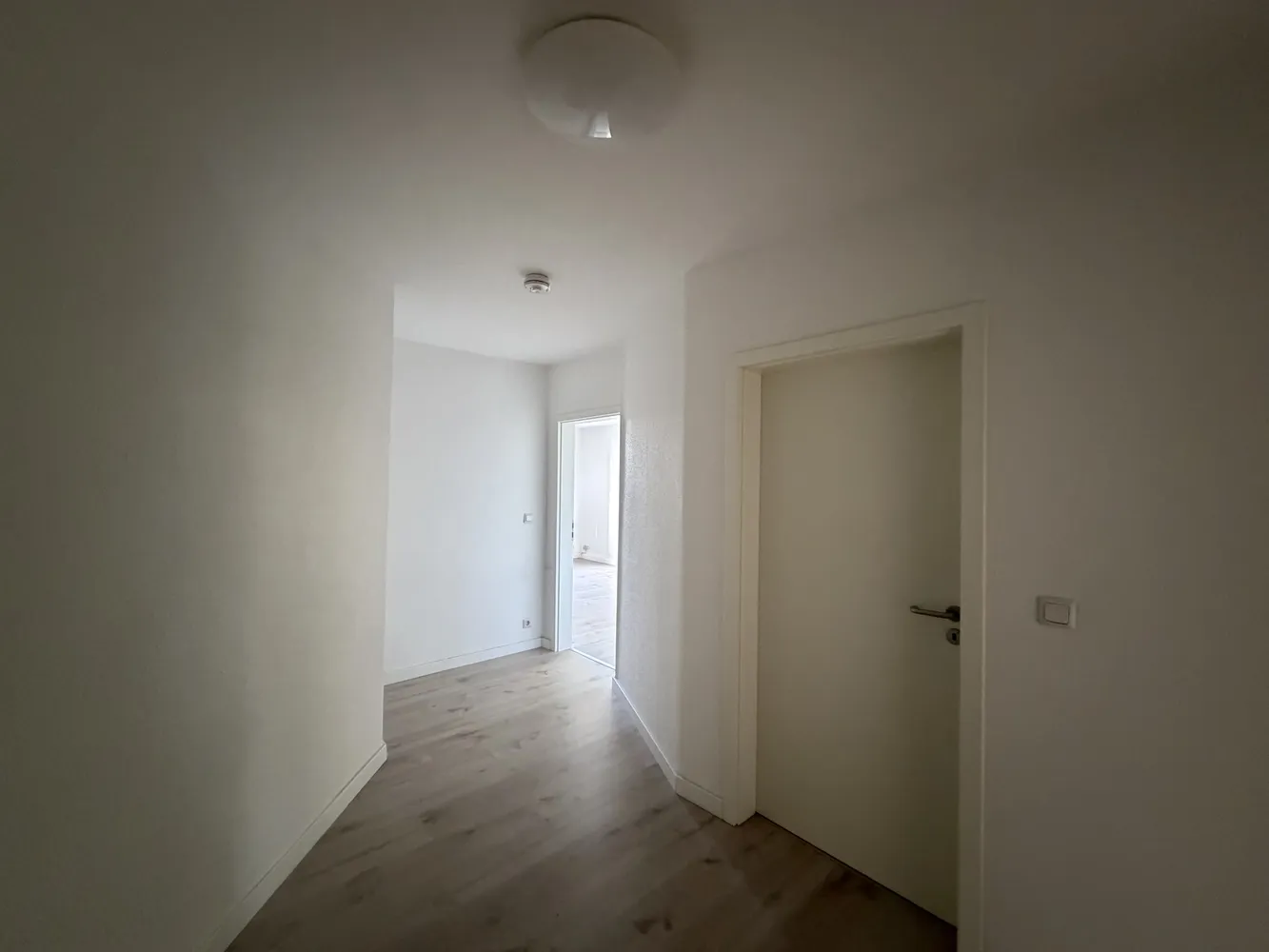 2 room apartment with 67 m² in Chemnitz – Photo 12
