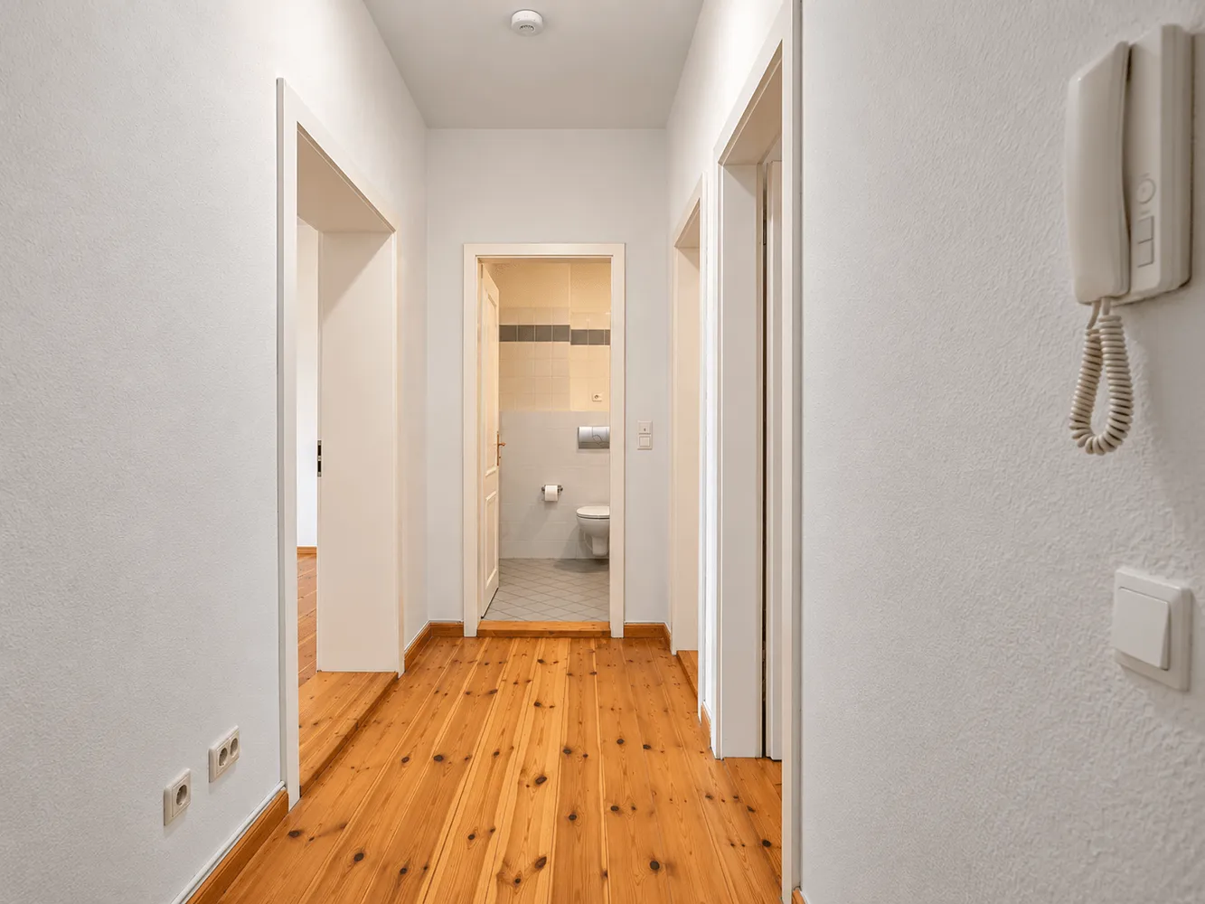 2 room apartment with 55 m² in Berlin – Photo 4