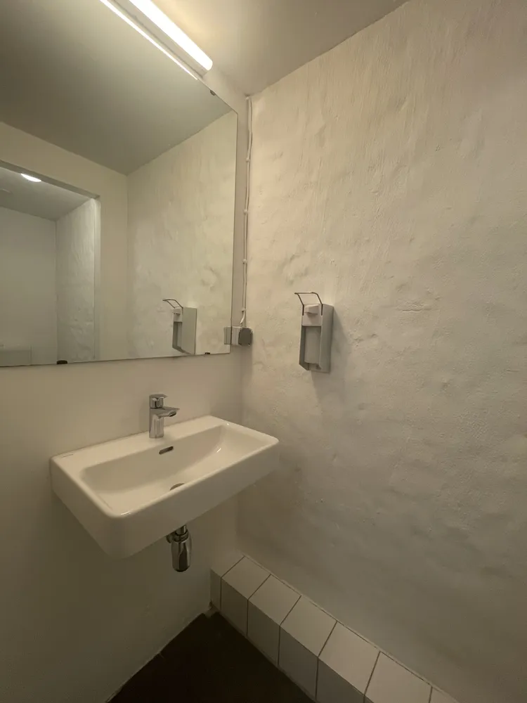 2 Zimmer Wohnung mit 141 m² in Hamburg – Bild 4