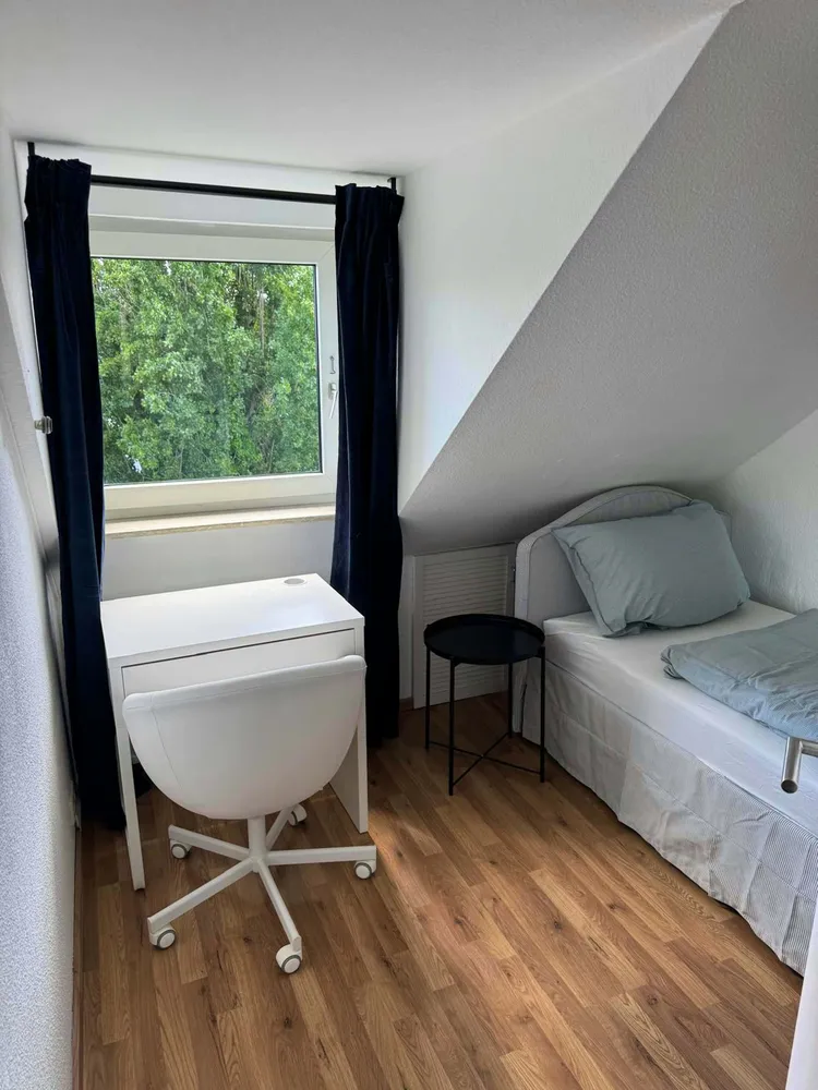 WG-Zimmer mit 15 m² in Düsseldorf – Bild 1