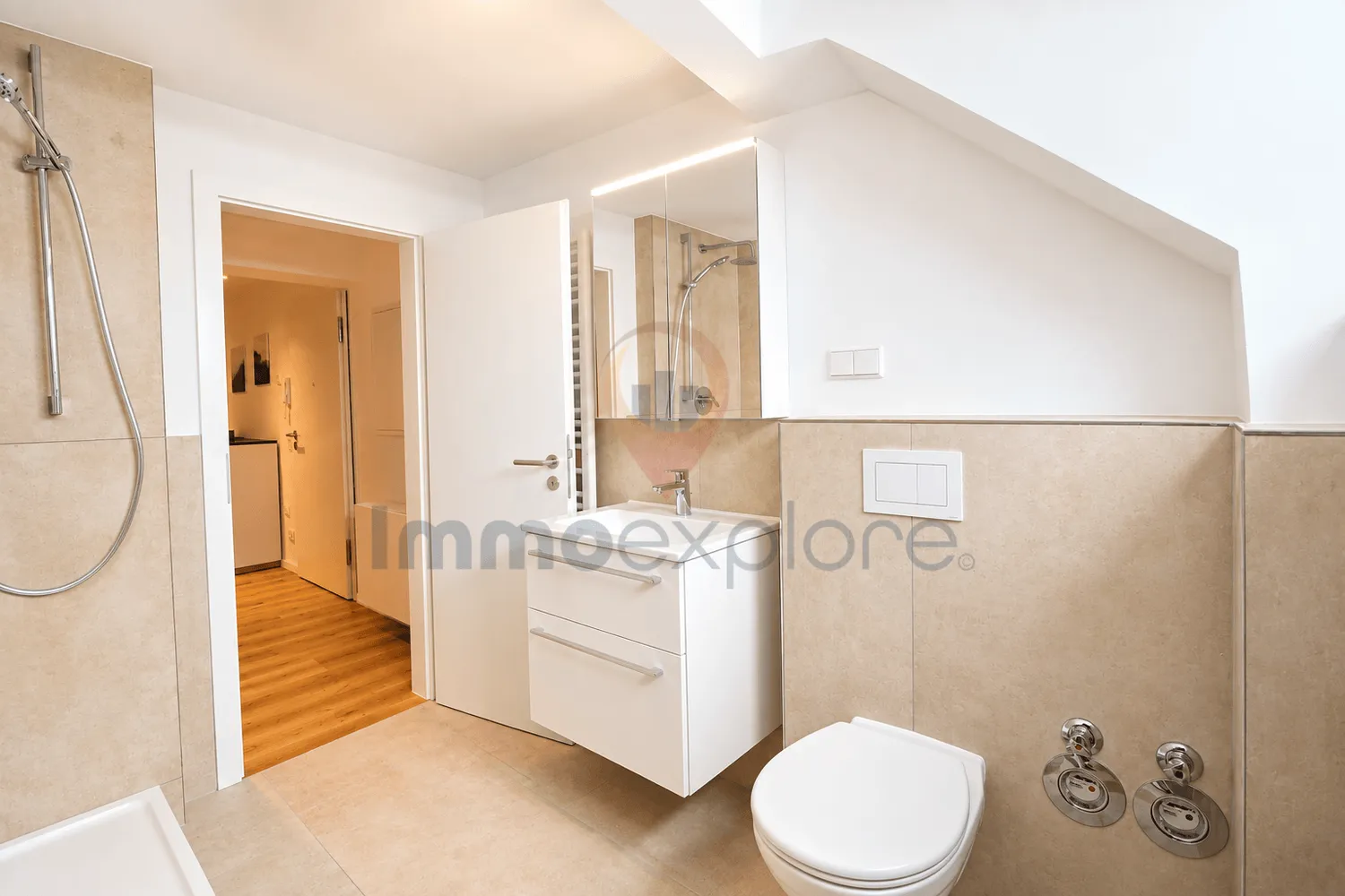 4 Zimmer Wohnung mit 94 m² in Frankfurt am Main – Bild 12