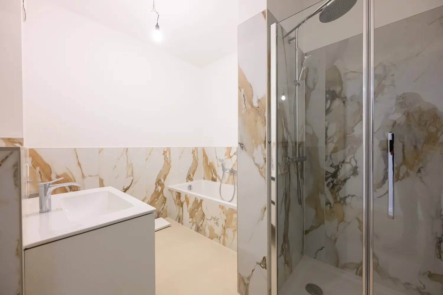 3 Zimmer Wohnung mit 110 m² in Dresden – Bild 7