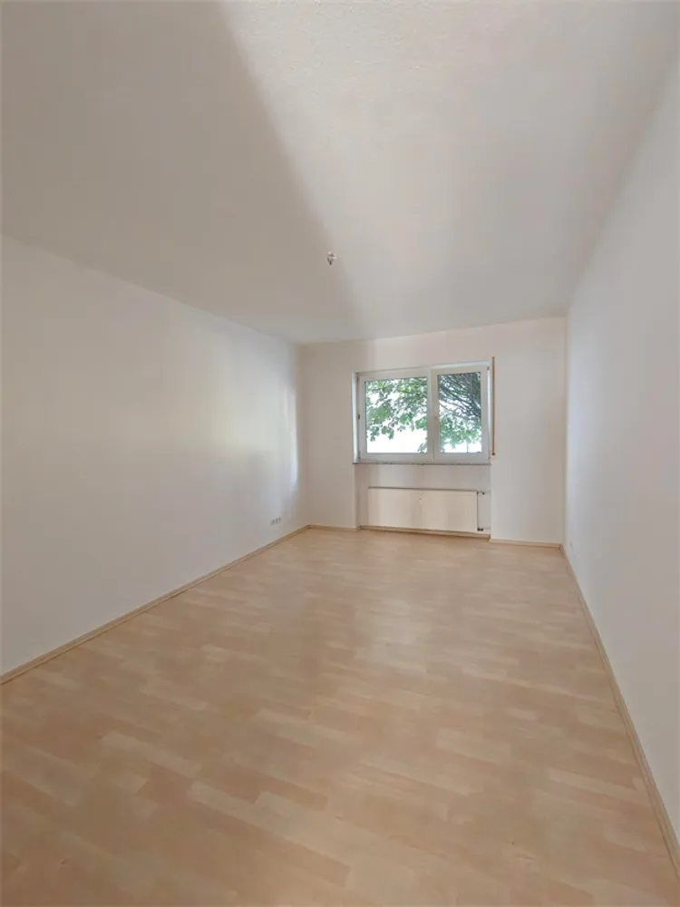 3 room apartment with 82 m² in Frankfurt am Main – Photo 1
