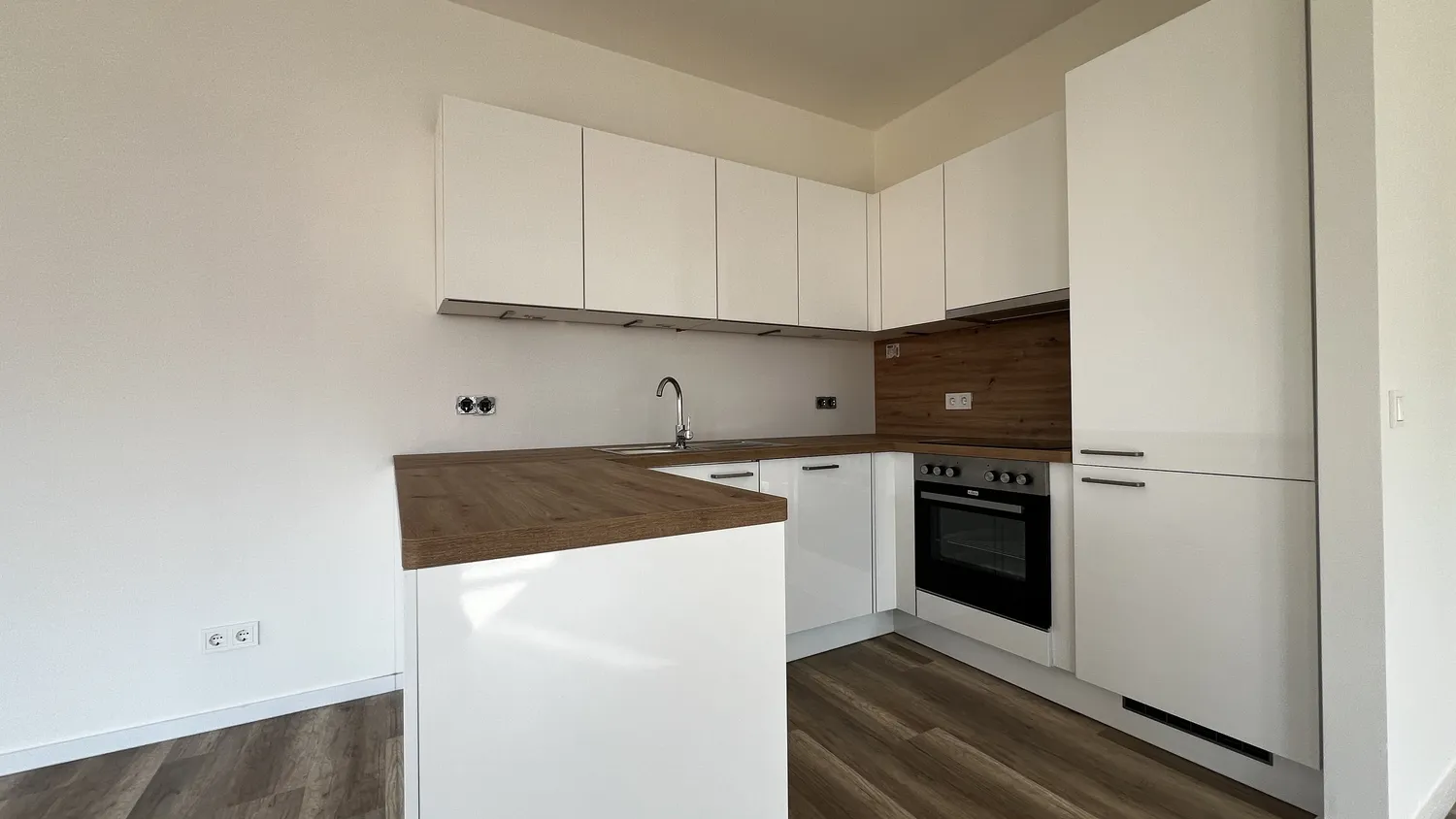 3 Zimmer Wohnung mit 85 m² in Berlin – Bild 2