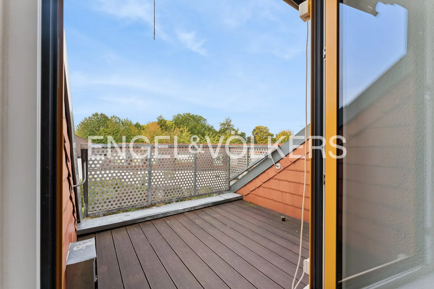 4 room apartment with 104 m² in Frankfurt am Main – Photo 3