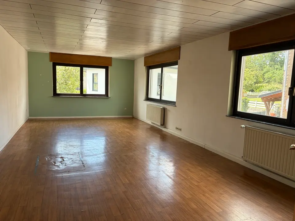 4 Zimmer Wohnung mit 112 m² in Saarbrücken – Bild 1