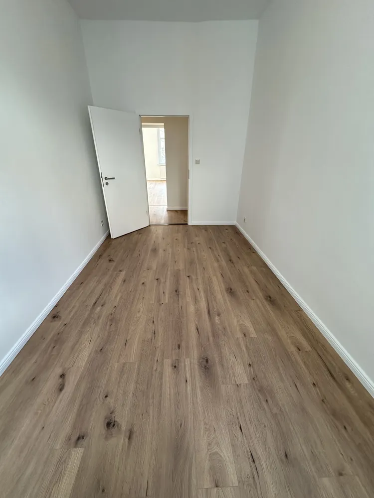 4 Zimmer Wohnung mit 121 m² in Berlin – Bild 4