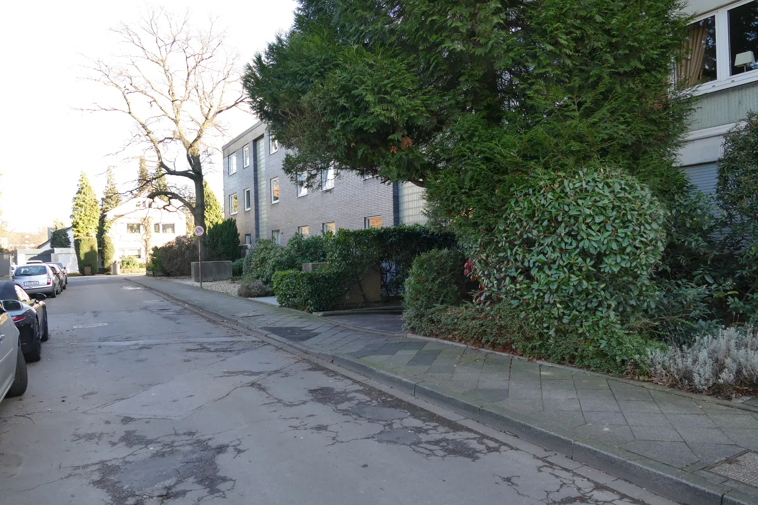 2 Zimmer Wohnung mit 83 m² in Düsseldorf – Bild 3