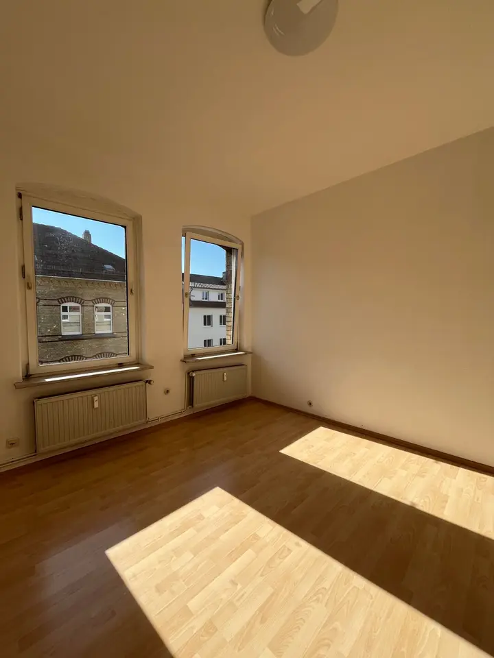 3 Zimmer Wohnung mit 93 m² in Braunschweig – Bild 2