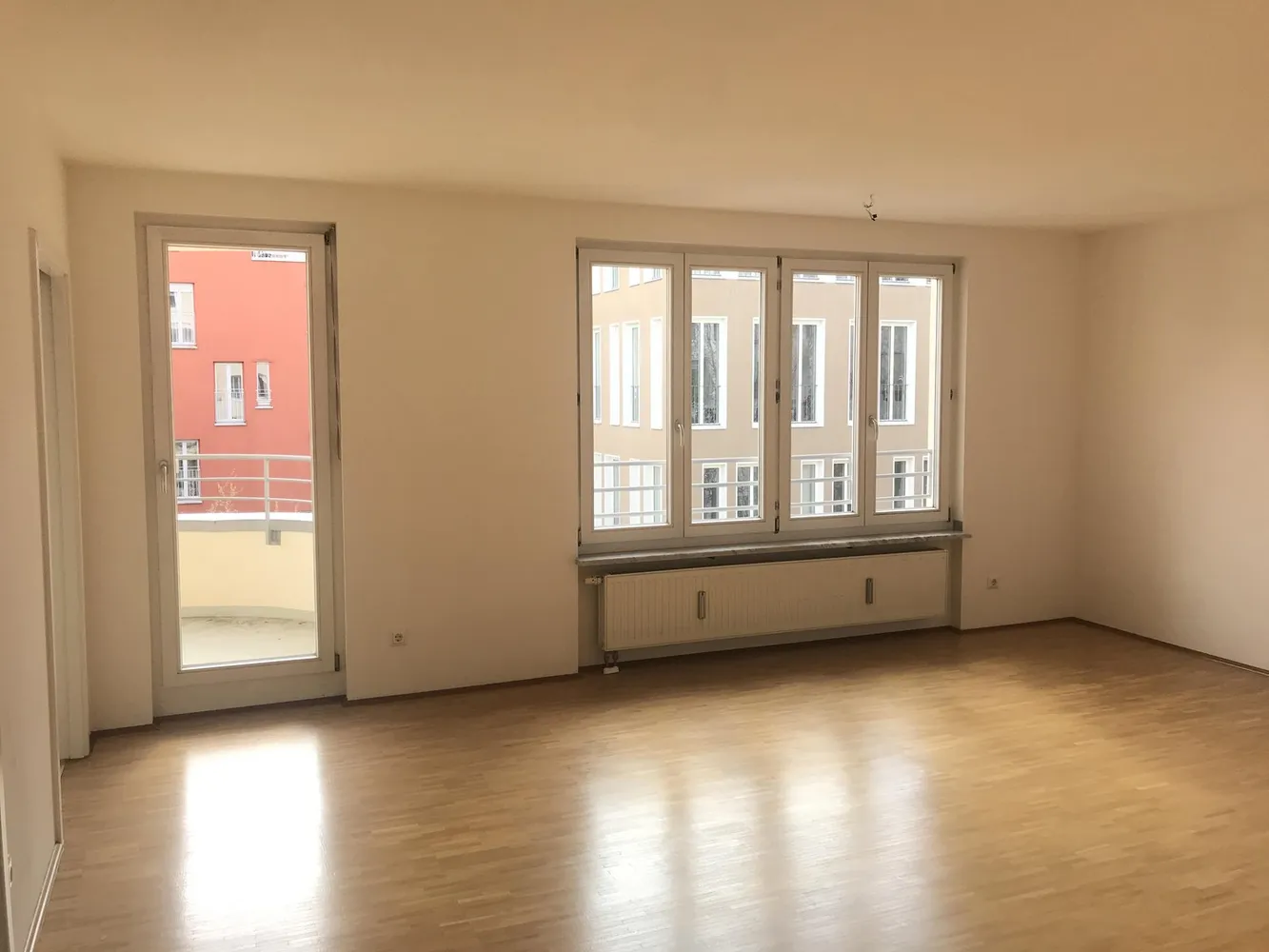 2 Zimmer Wohnung mit 65 m² in München – Bild 8