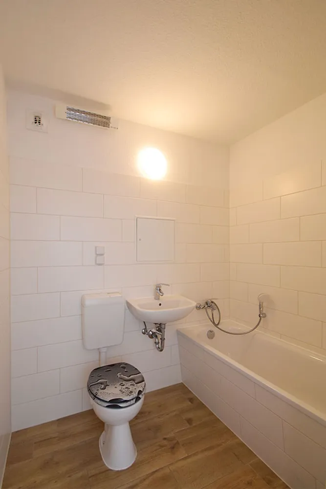 2 Zimmer Wohnung mit 57 m² in Halle (Saale) – Bild 1