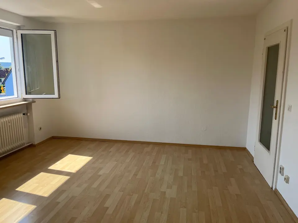 3 Zimmer Wohnung mit 75 m² in Bayreuth – Bild 2