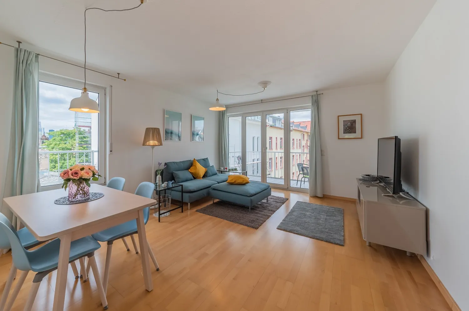 3 room apartment with 76 m² in Frankfurt am Main – Photo 1