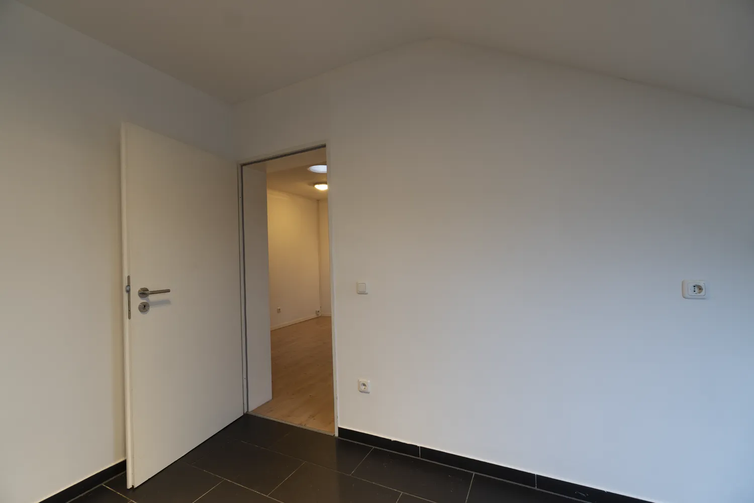 2 Zimmer Wohnung mit 70 m² in Nettetal – Bild 1
