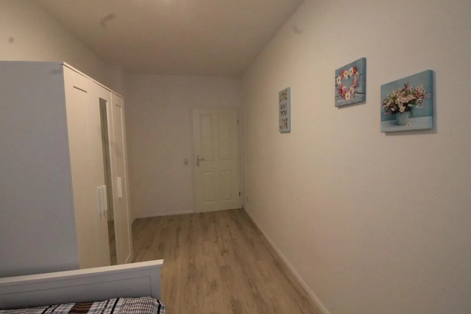 4 Zimmer Wohnung mit 101 m² in Düsseldorf – Bild 3