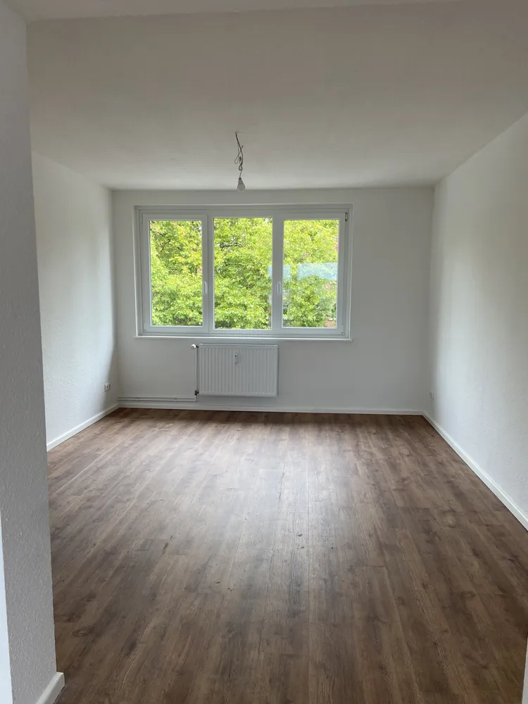 2 Zimmer Wohnung mit 70 m² in Lübeck – Bild 2
