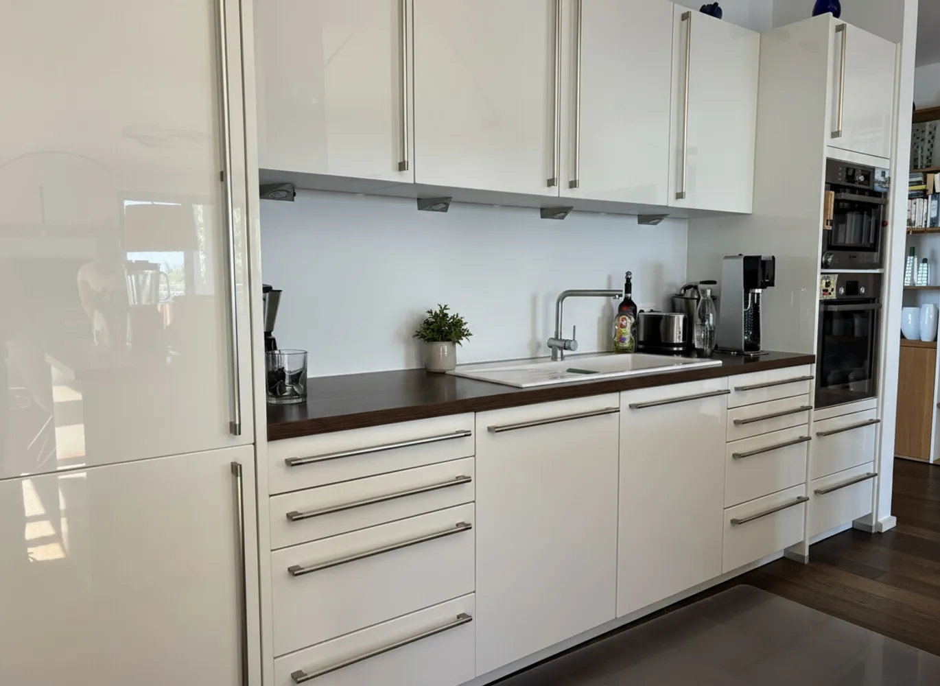 4 Zimmer Wohnung mit 196 m² in Kiel – Bild 2