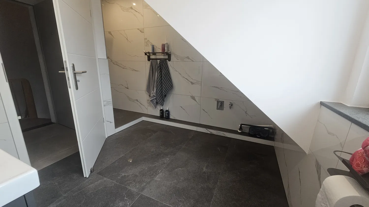 2 Zimmer Wohnung mit 55 m² in Köln – Bild 5