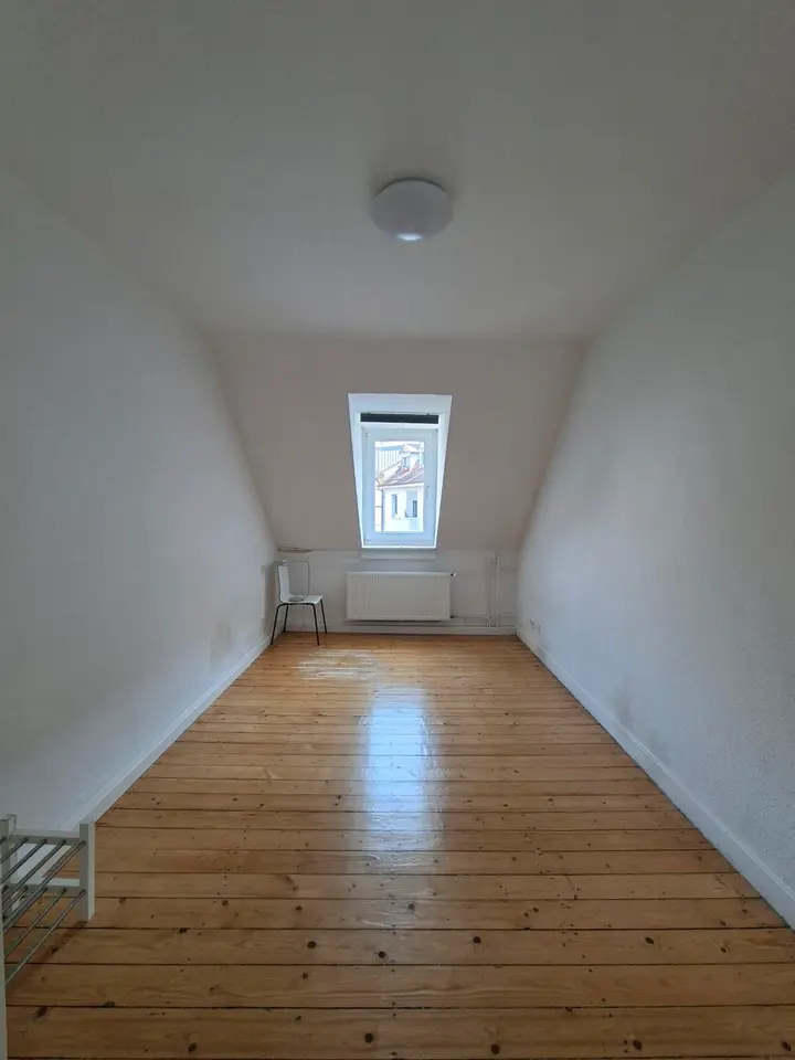 WG-Zimmer mit 14 m² in Karlsruhe – Bild 2