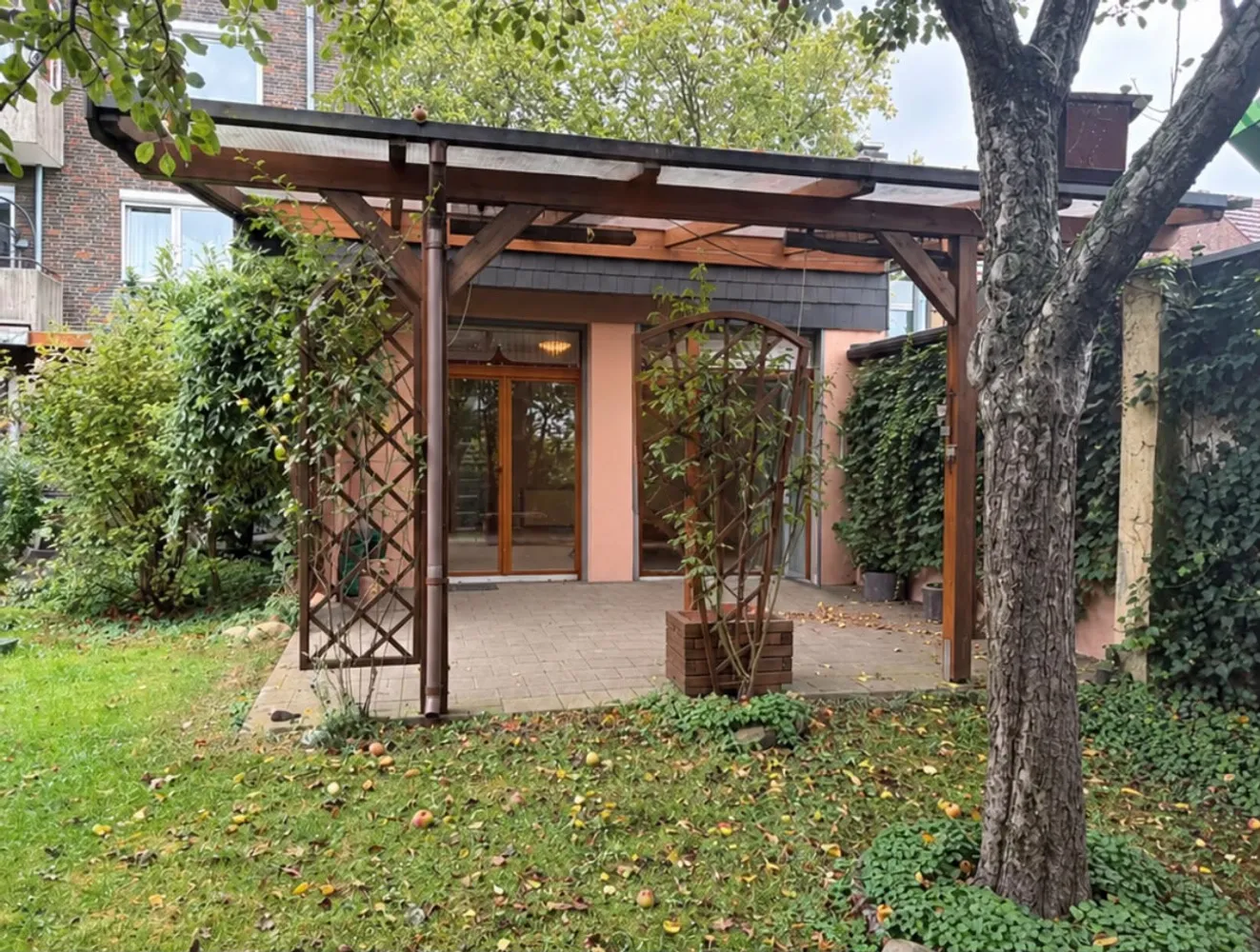 6 Zimmer Wohnung mit 152 m² in Duisburg – Bild 8