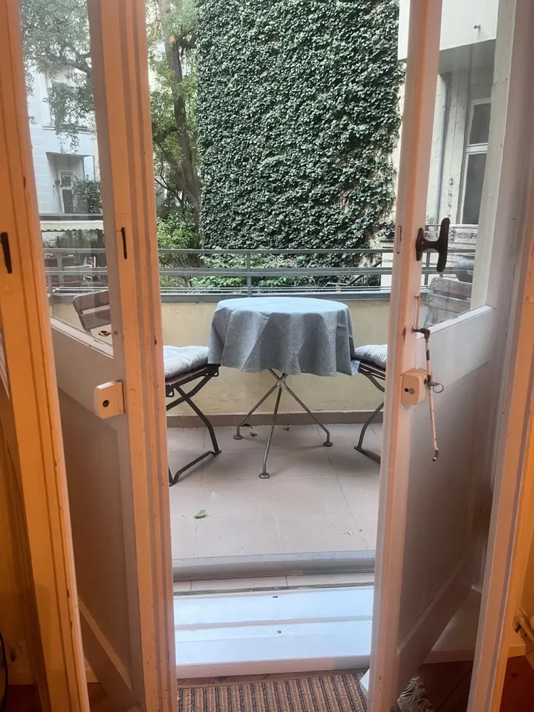 Shared room with 20 m² in Berlin – Photo 1