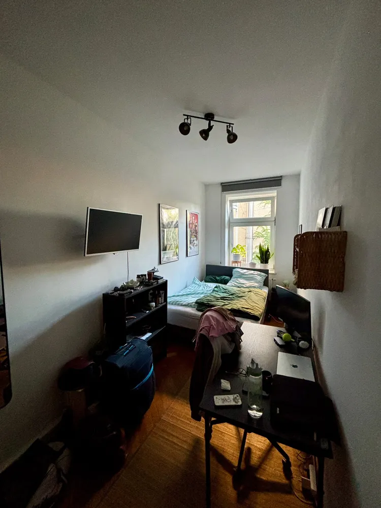WG-Zimmer mit 12 m² in München – Bild 2
