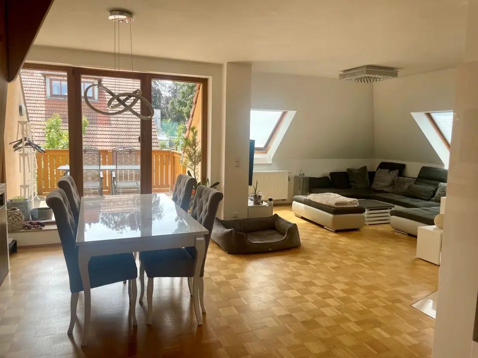 3 Zimmer Wohnung mit 78 m² in Dresden – Bild 1