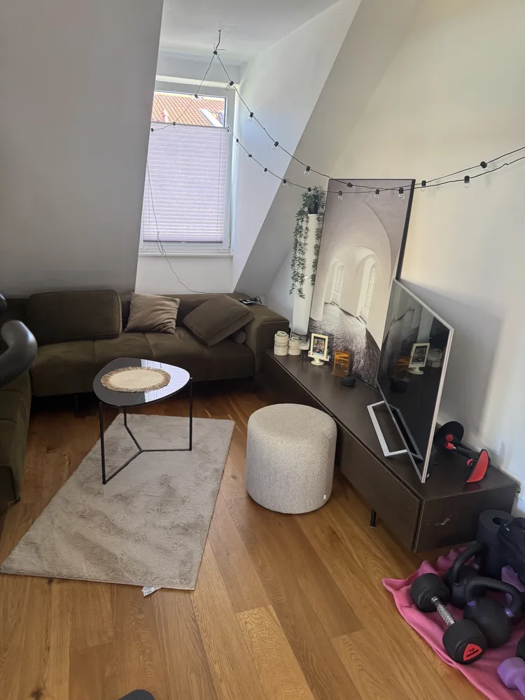2 Zimmer Wohnung mit 65 m² in Köln – Bild 1