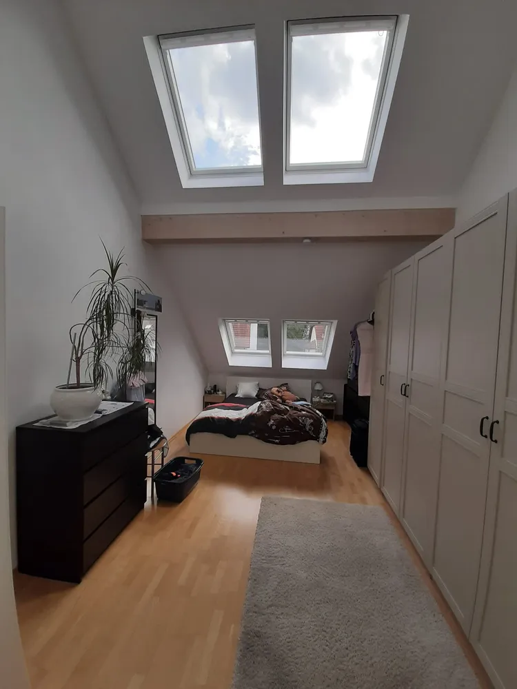 4 Zimmer Wohnung mit 95 m² in Nürnberg – Bild 2