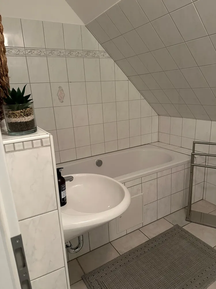 4 Zimmer Wohnung mit 135 m² in Neumünster – Bild 5