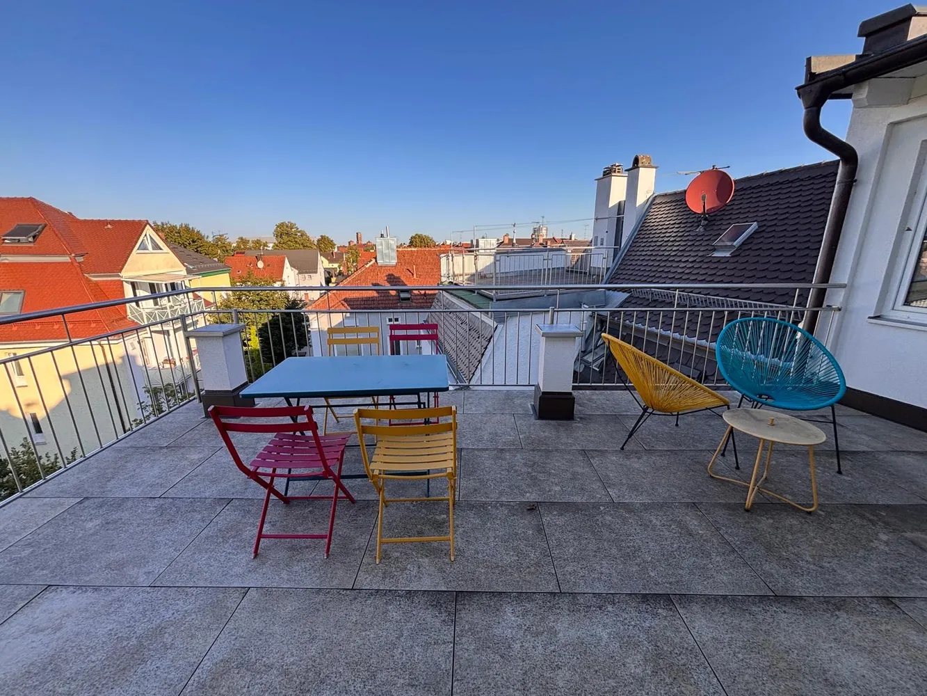1 Zimmer Wohnung mit 65 m² in Augsburg – Bild 1