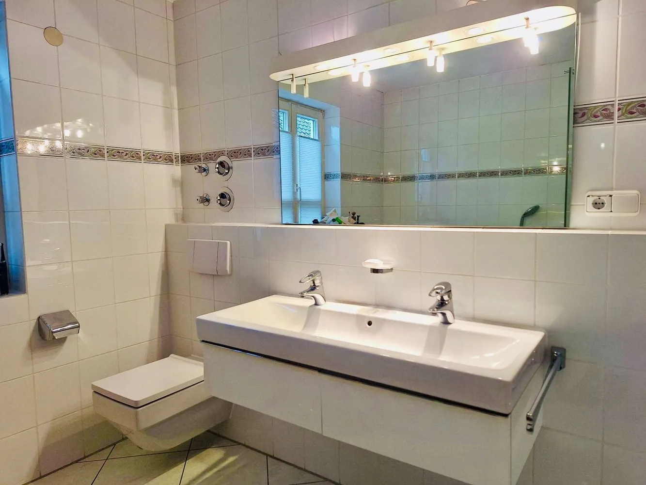 3 room apartment with 120 m² in Frankfurt am Main – Photo 5