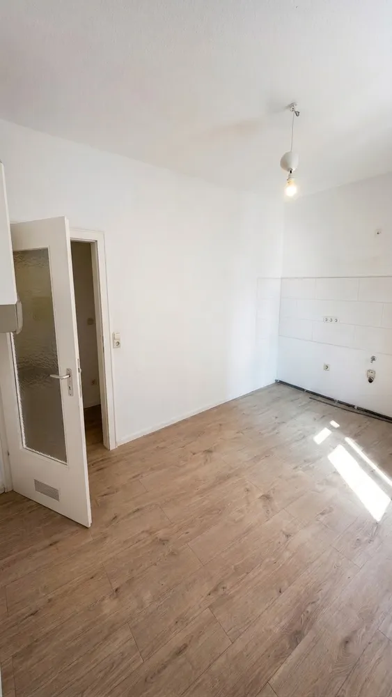 4 Zimmer Wohnung mit 80 m² in Karlsruhe – Bild 3