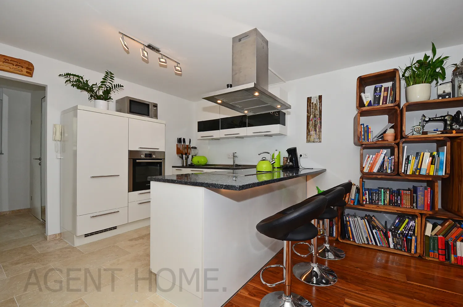 4 Zimmer Wohnung mit 100 m² in Stuttgart – Bild 4