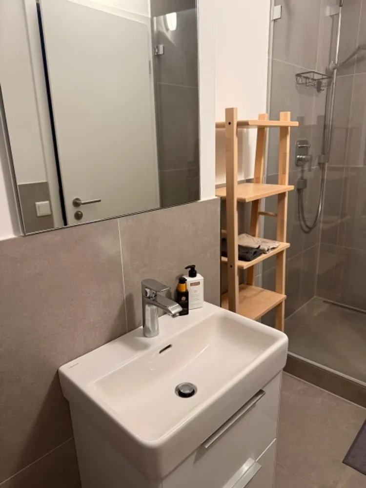 1 Zimmer Wohnung mit 30 m² in Köln – Bild 11