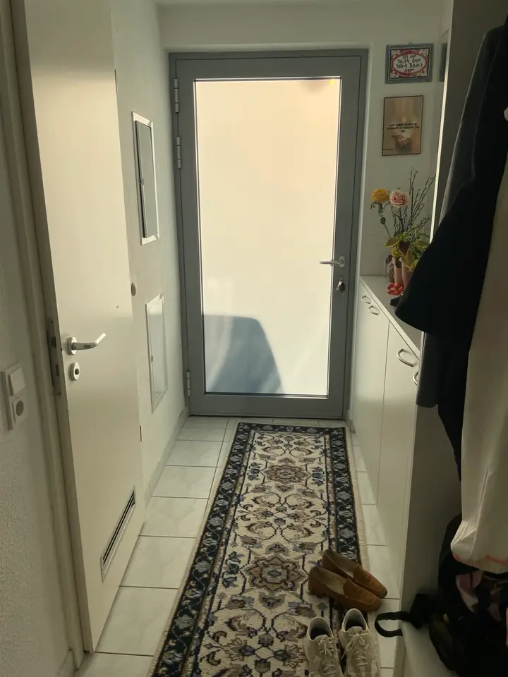 Shared room with 11 m² in Stuttgart – Photo 2