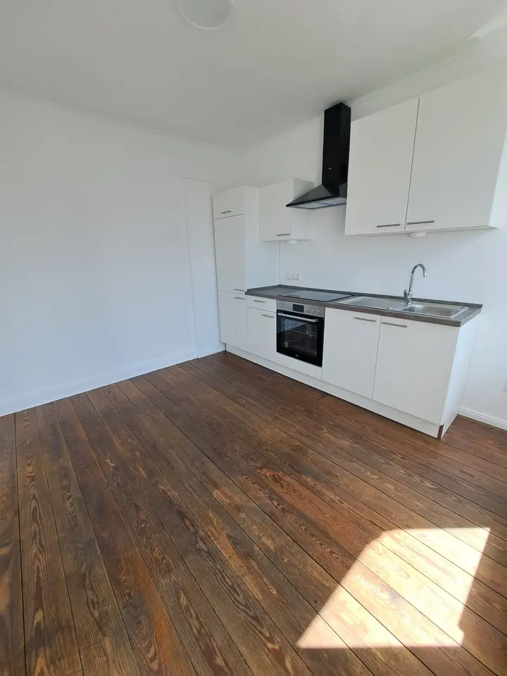 2 Zimmer Wohnung mit 54 m² in Lübeck – Bild 4